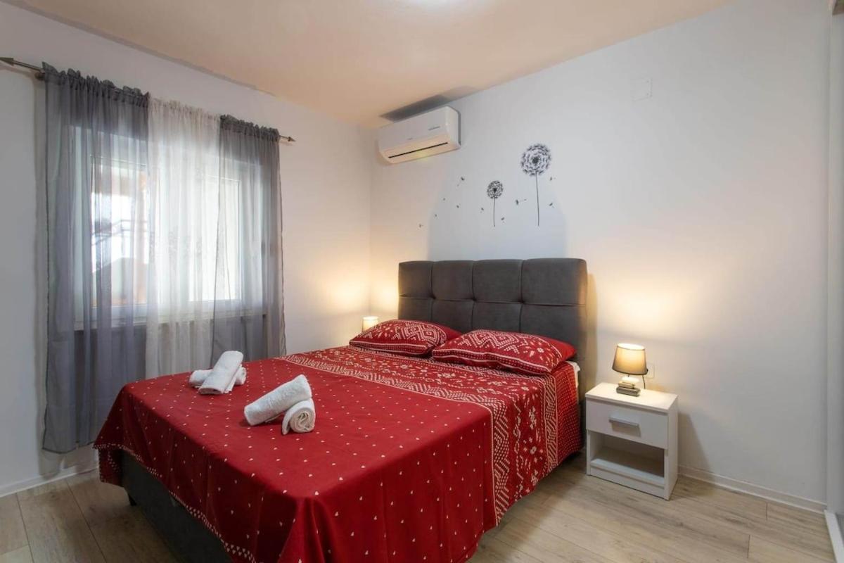 Holiday Home Gamaliel Kaštela Esterno foto